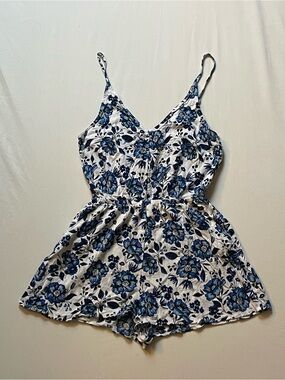Divided Blue & White Floral Spaghetti-Strap Romper with Pockets